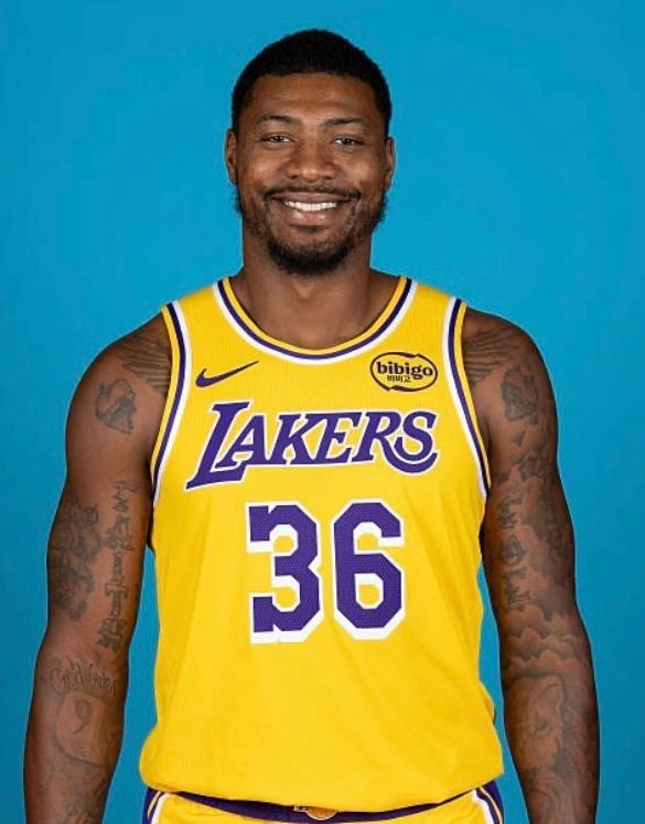 雷速体育登录入口-NBA罚单：斯马特质疑裁判公正性罚3.5万 肯纳德不当言论罚2.5万